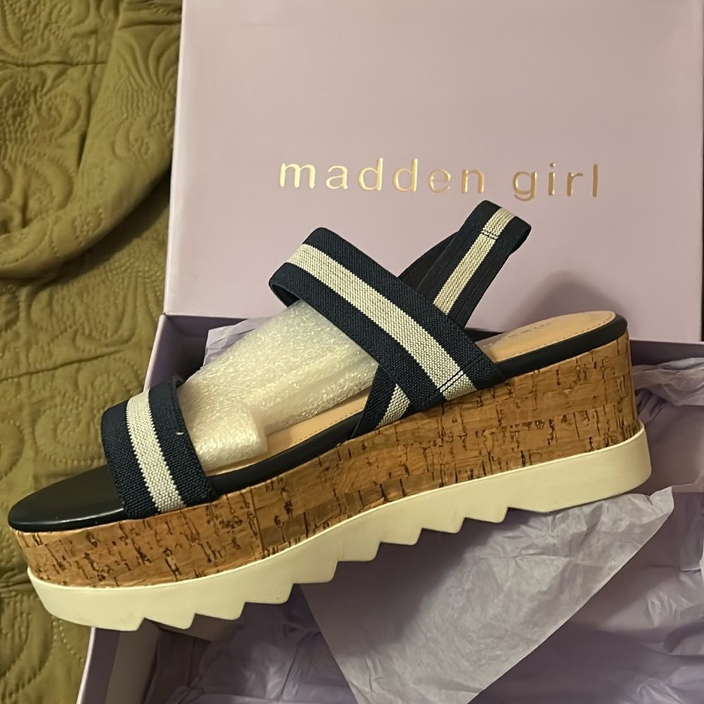 NEW MADDEN By STEVE MADDEN Size 10 Blue White Memory Foam Wedge Sandal Shoes